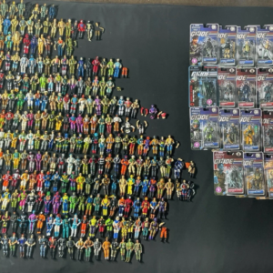 Huge Lot 307 80s/90s G.I. Joe ARAH 3.75 figures/weapon/card used & M.O.C. “Read”