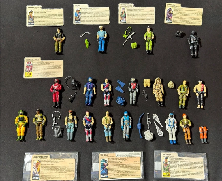 Huge Lot 307 80s/90s G.I. Joe ARAH 3.75 figures/weapon/card used & M.O.C. “Read” - Image 7