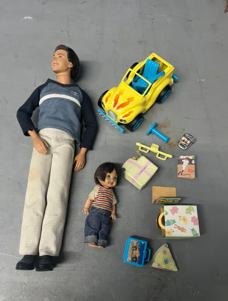 Huge Barbie Happy Family Collection - Image 4