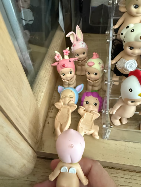 HUGE Sonny Angel lot 140 amazing angels less - Image 7