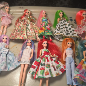 Lot of 10 rerooted Dawn dolls