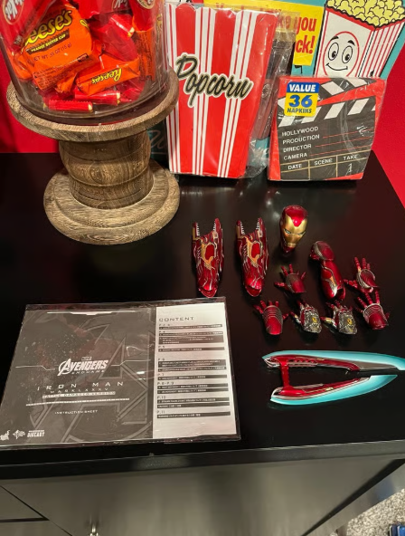 Marvel Hot Toys lot - Image 3